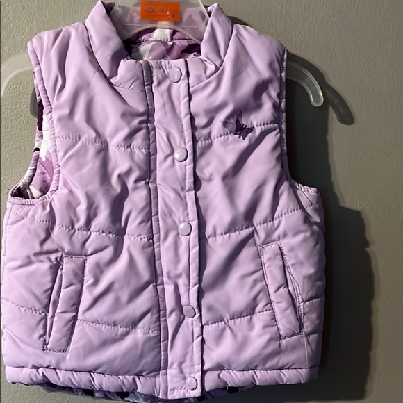 Reversible Lavender Puffer Vest - Picture 2 of 7